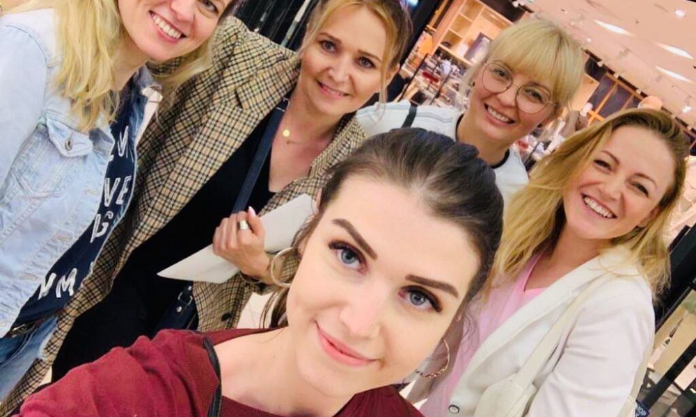 61978812_1716883878457655_4538832472460230656_n